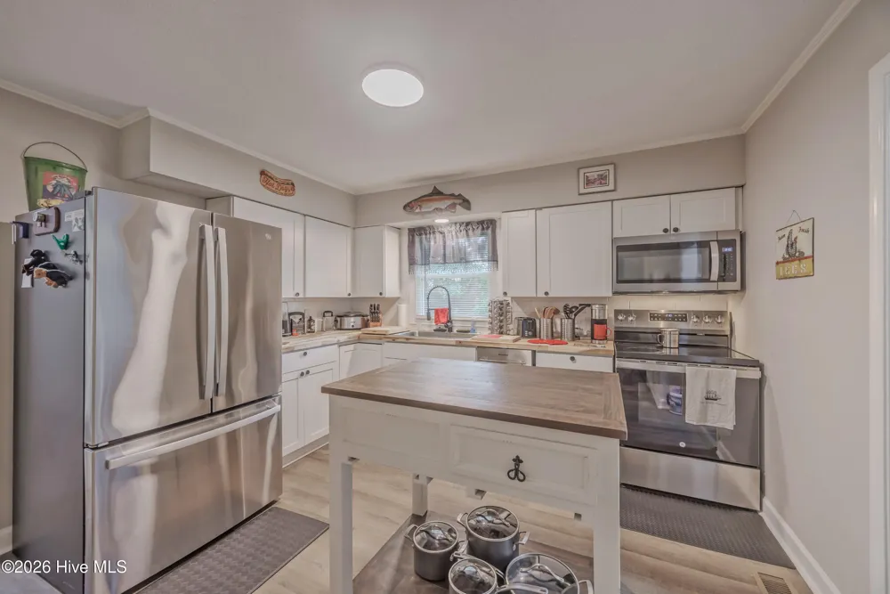614 Forest Lane Wallace, NC 28466