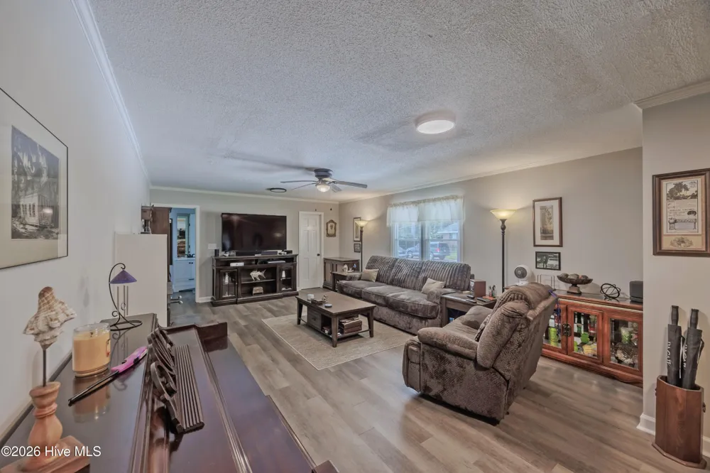 614 Forest Lane Wallace, NC 28466