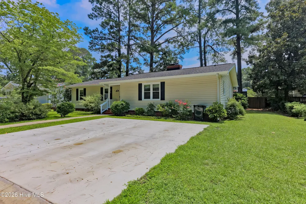614 Forest Lane Wallace, NC 28466