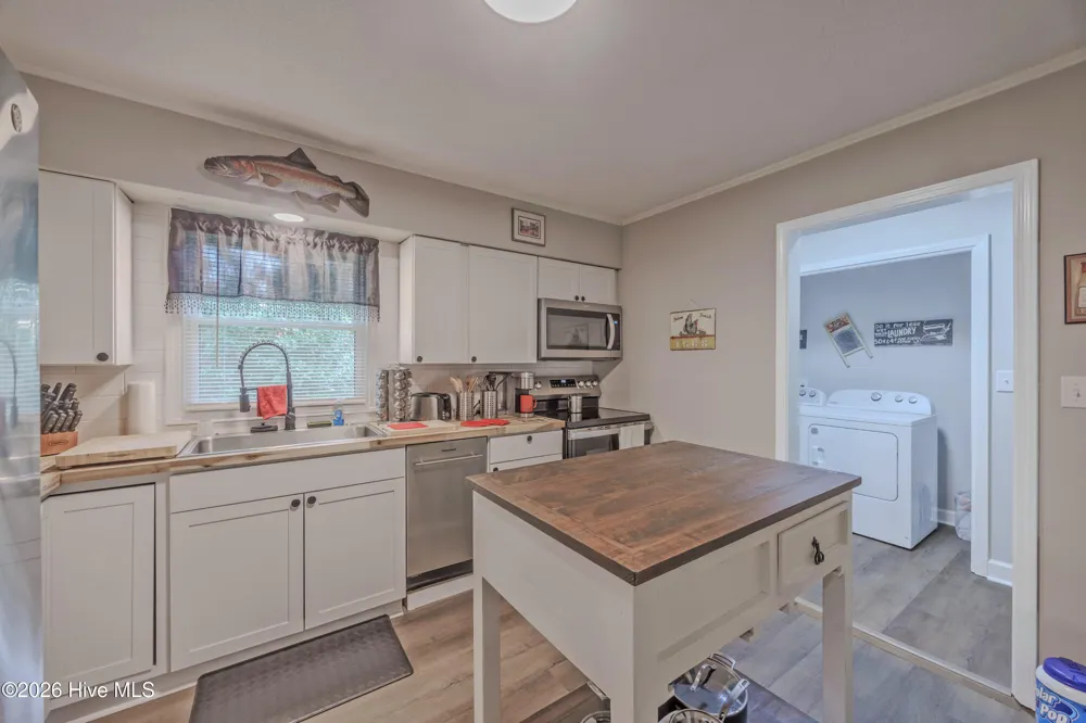 614 Forest Lane Wallace, NC 28466