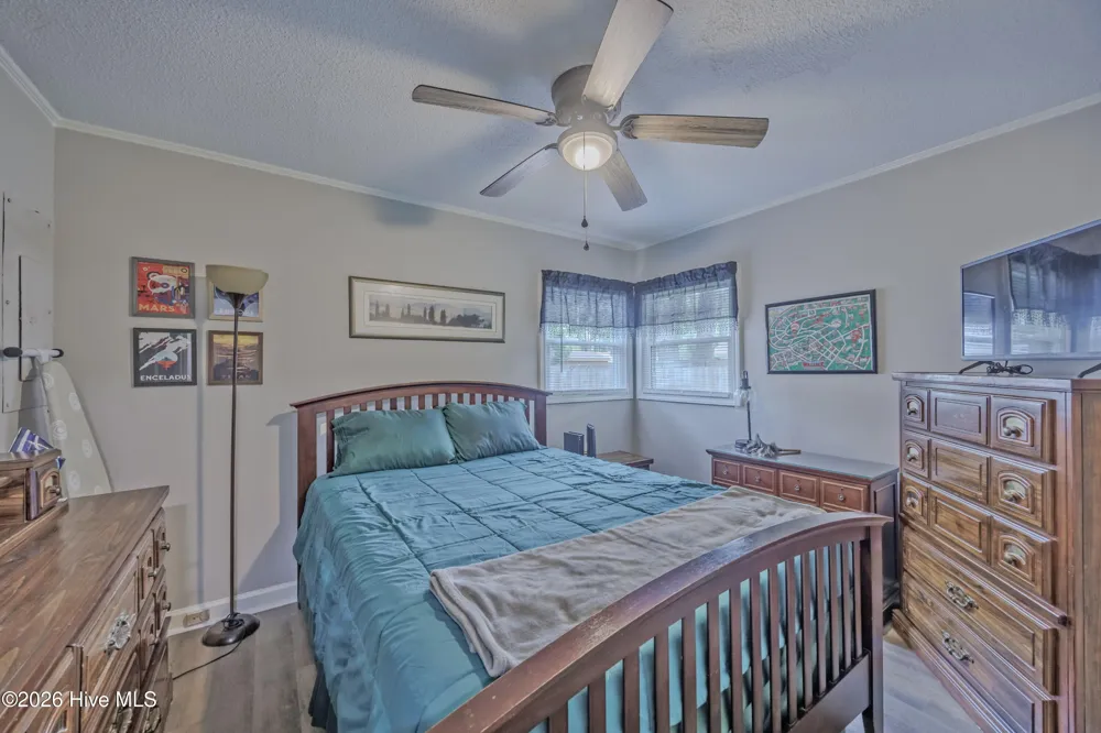 614 Forest Lane Wallace, NC 28466