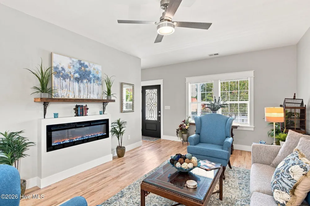 512 Queen Street Wilmington, NC 28401