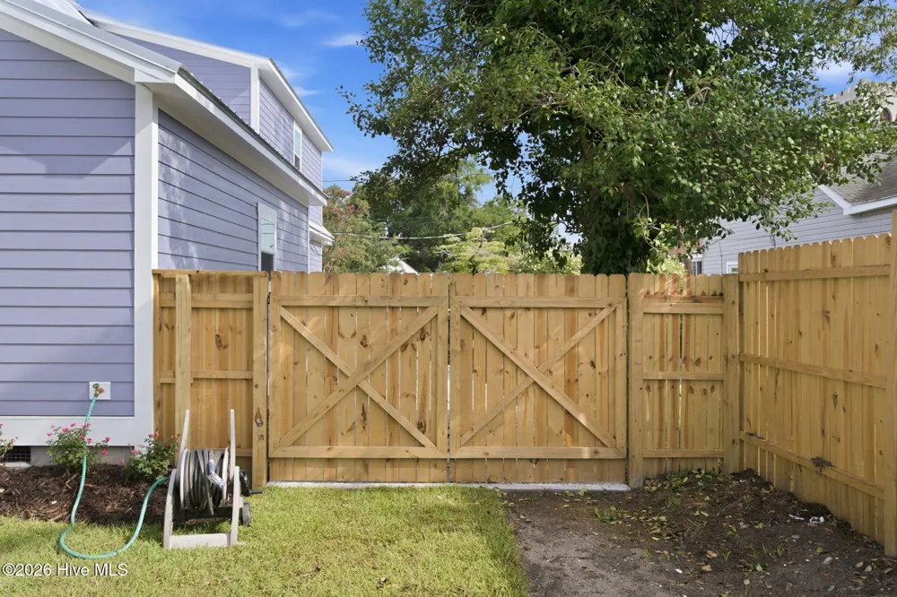 512 Queen Street Wilmington, NC 28401