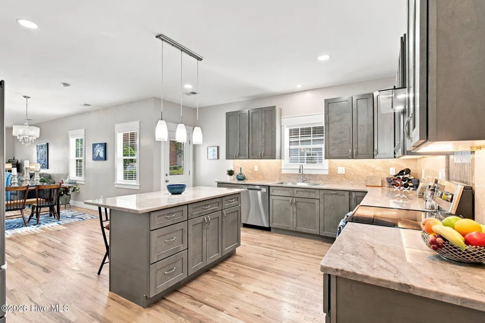 512 Queen Street Wilmington, NC 28401