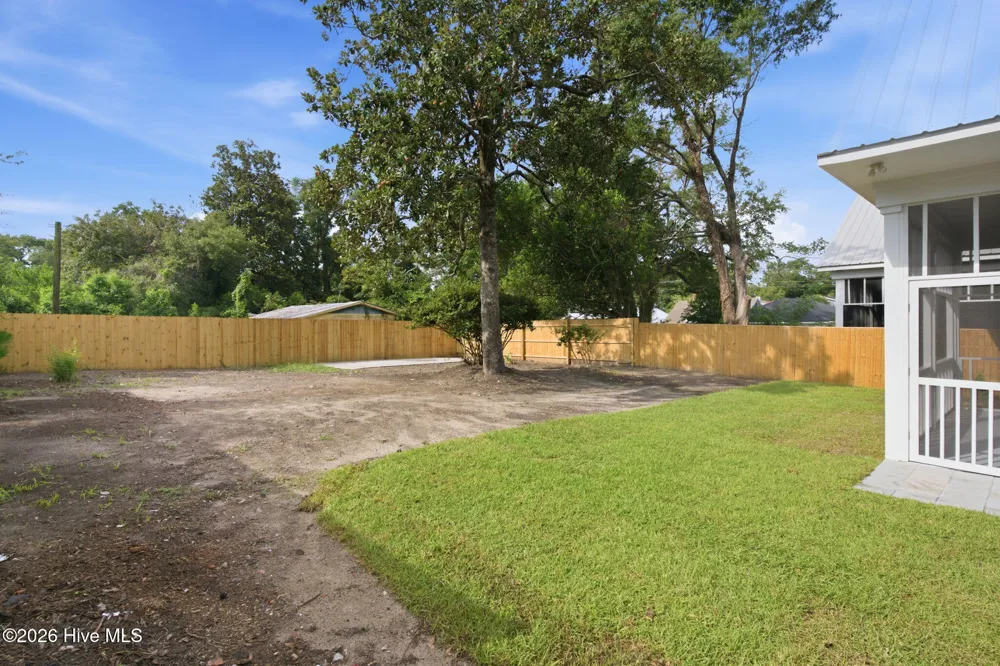 512 Queen Street Wilmington, NC 28401
