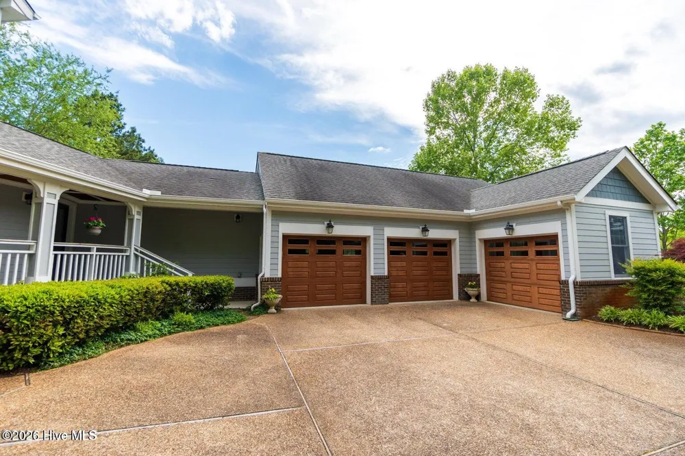 207 Megan Loop S Hertford, NC 27944