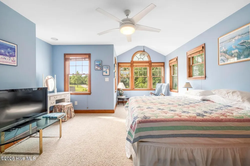 207 Megan Loop S Hertford, NC 27944