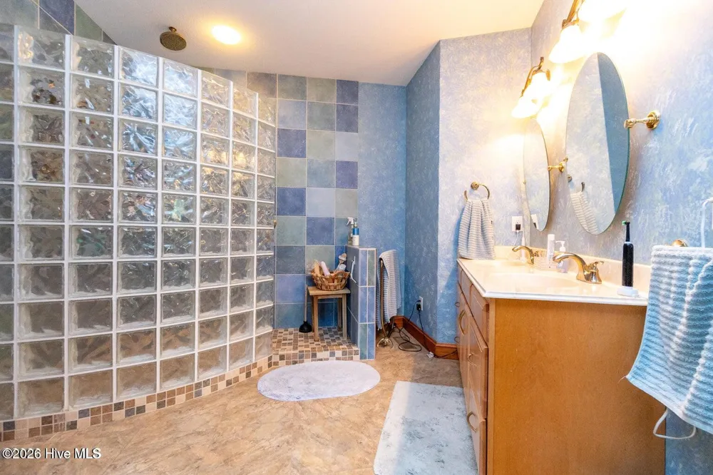 207 Megan Loop S Hertford, NC 27944