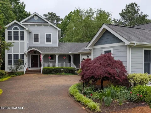207 Megan Loop S