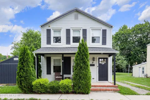 17 Clinton Street