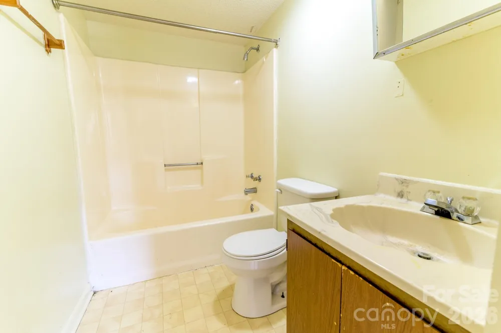 229 E King Street #55 Boone, NC 28607