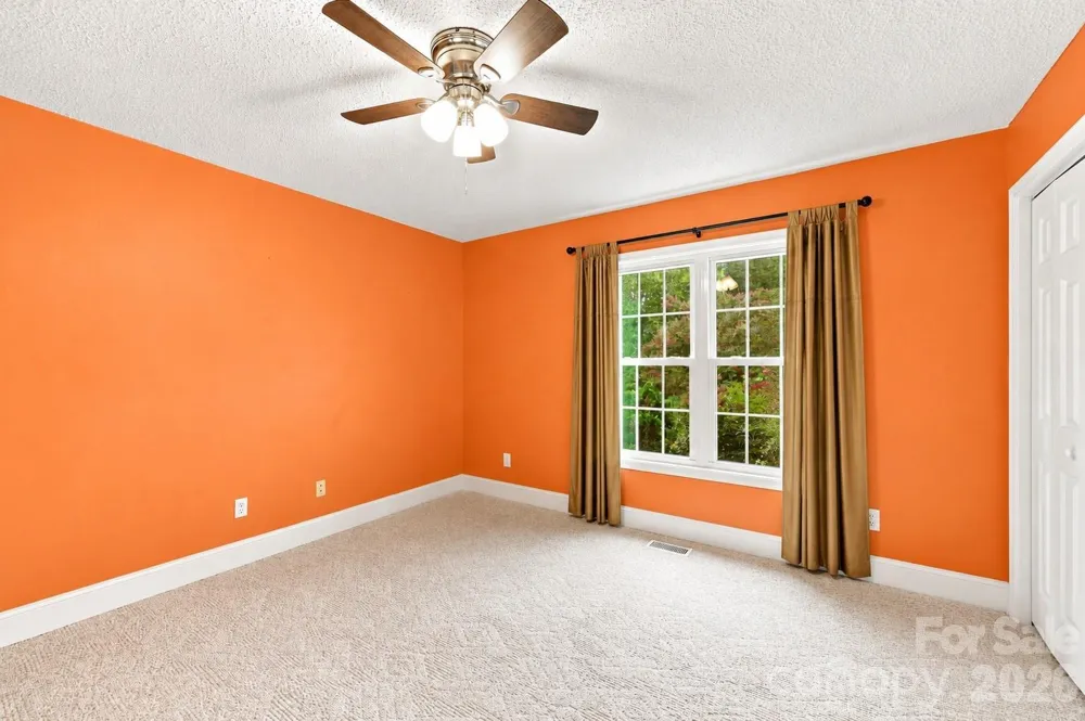 199 Bethlehem Manufacturing Lane Hickory, NC 28601