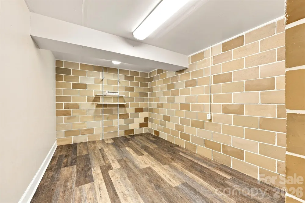 199 Bethlehem Manufacturing Lane Hickory, NC 28601