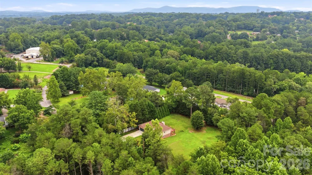 199 Bethlehem Manufacturing Lane Hickory, NC 28601
