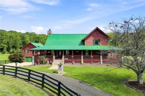 1225 Henry Turner Trail