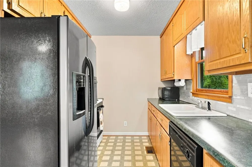 1225 Henry Turner Trail Ball Ground, GA 30107