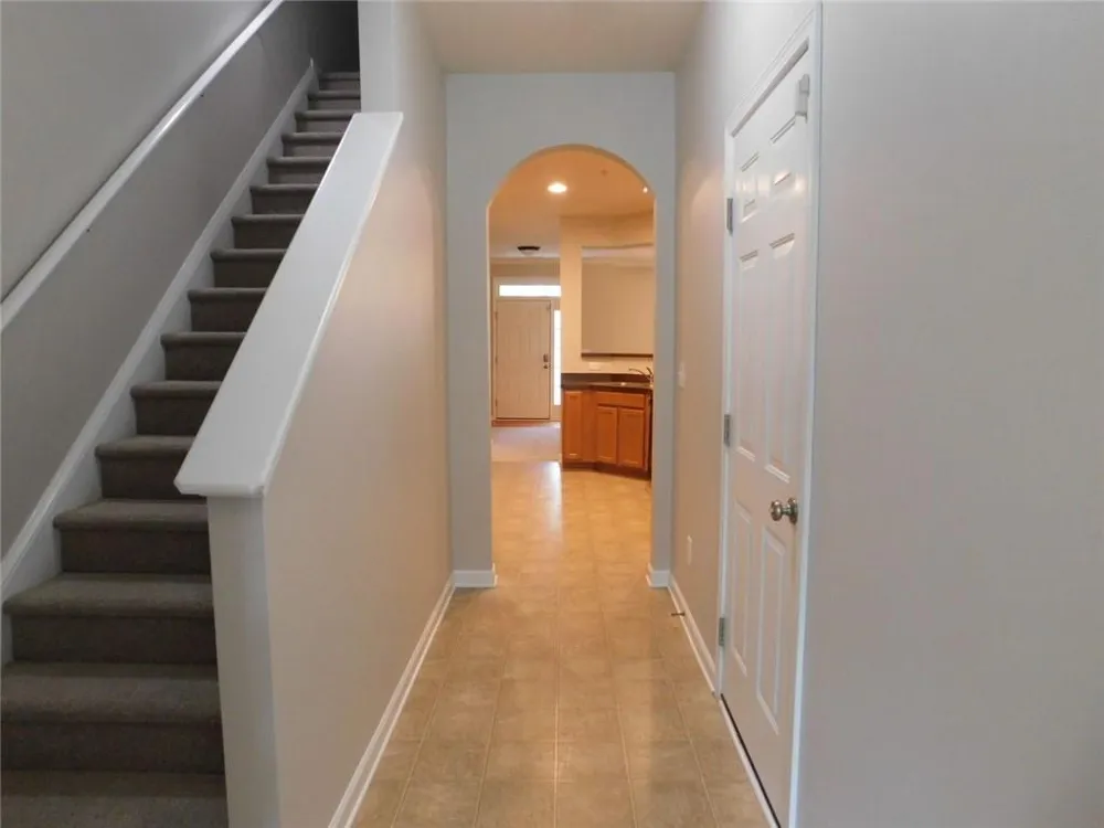 524 Ridge View Crossing Woodstock, GA 30188