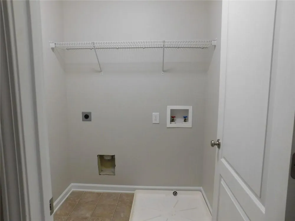 524 Ridge View Crossing Woodstock, GA 30188