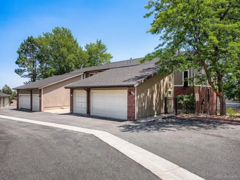 234 S Holman Way