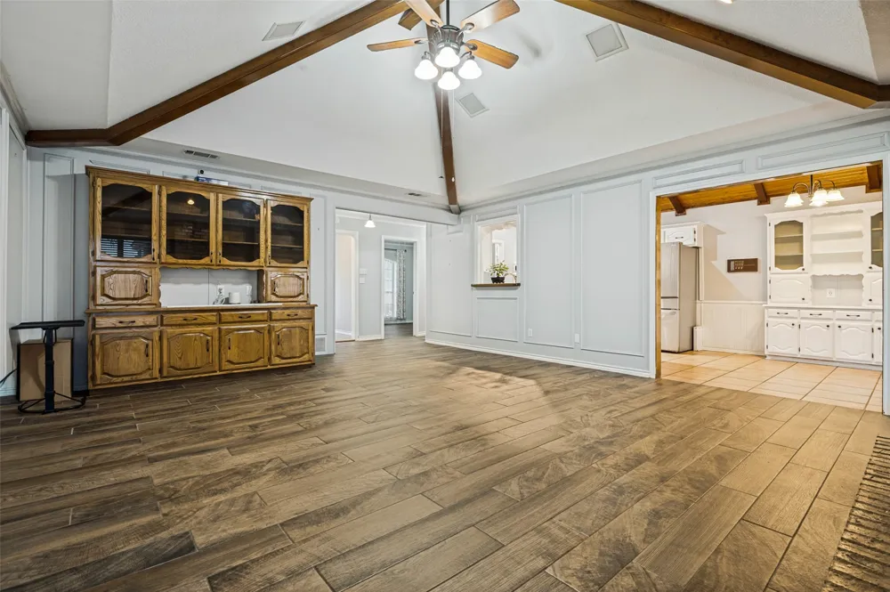 2806 Cinnamon Springs Road Glenn Heights, TX 75154