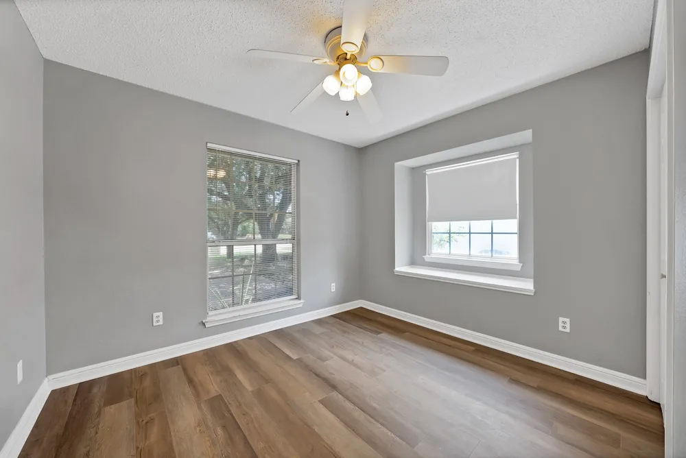105 Arthur Drive Kennedale, TX 76060
