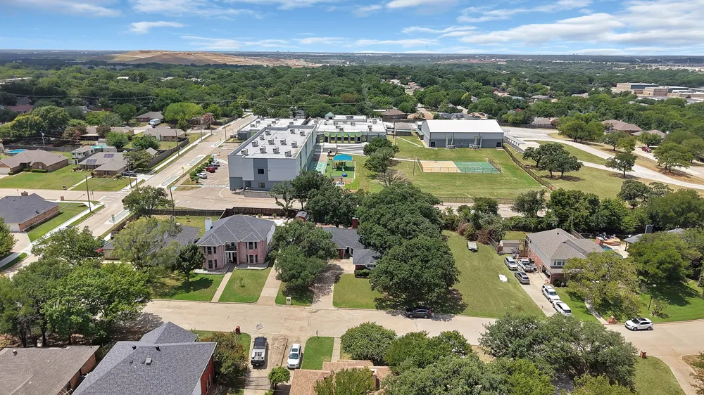 105 Arthur Drive Kennedale, TX 76060