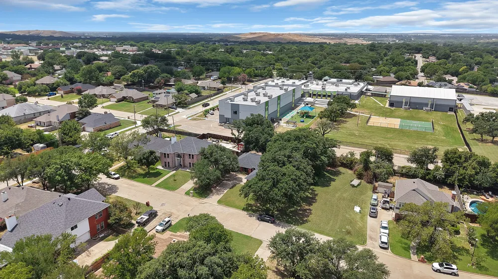 105 Arthur Drive Kennedale, TX 76060