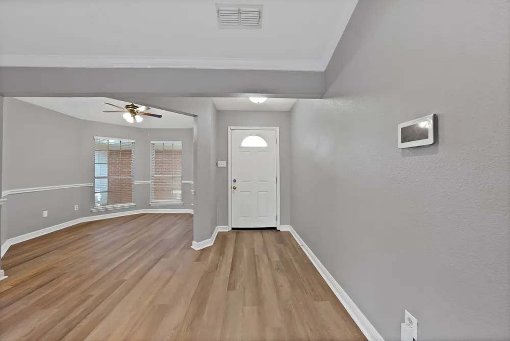 105 Arthur Drive Kennedale, TX 76060