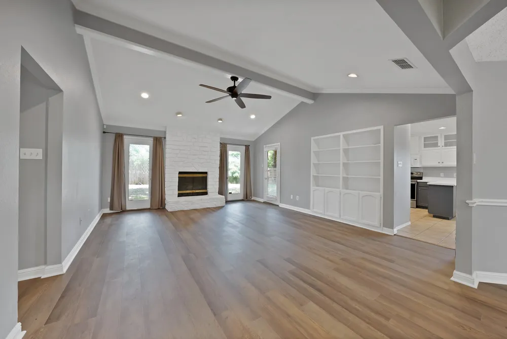 105 Arthur Drive Kennedale, TX 76060