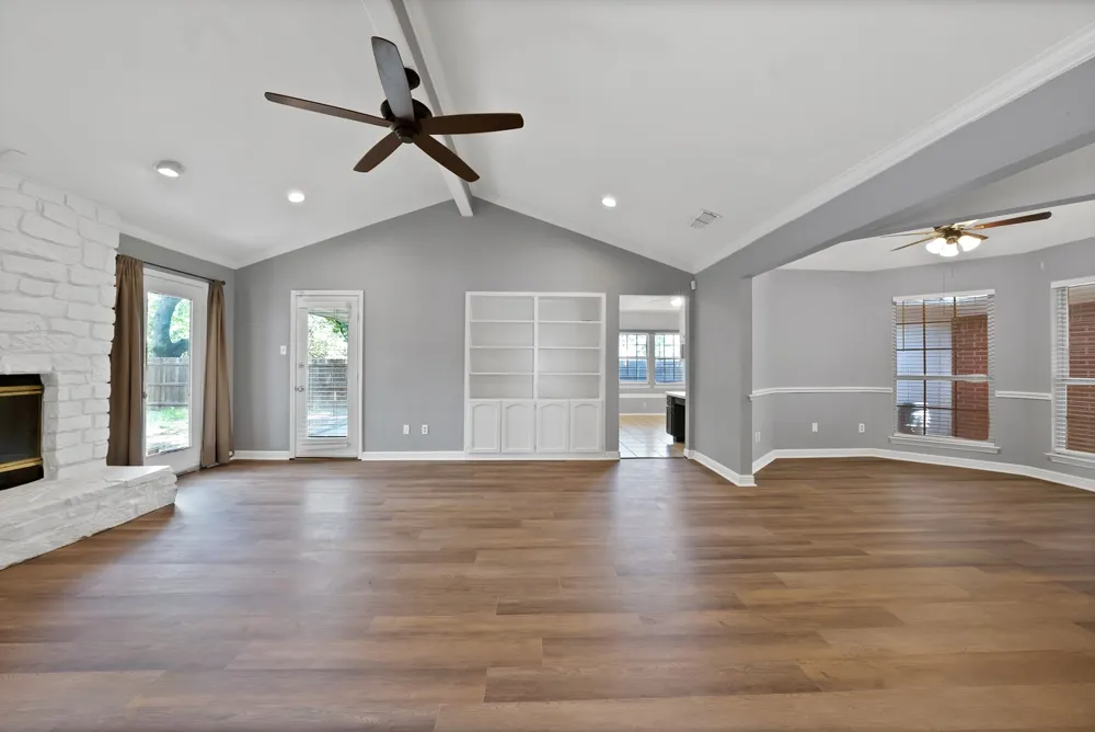 105 Arthur Drive Kennedale, TX 76060