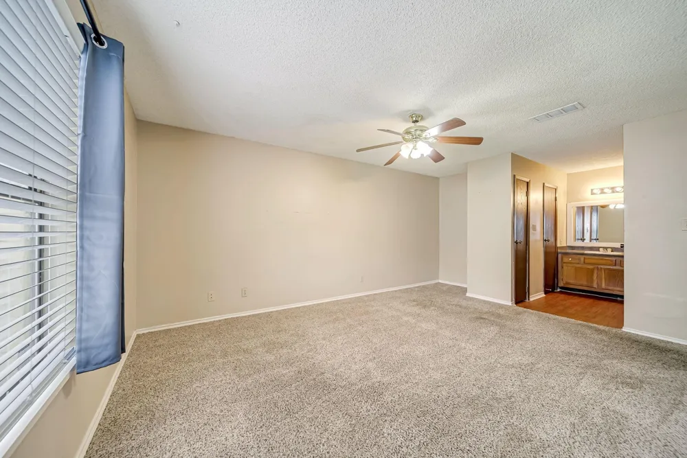 2501 Gulf Freeway #256D Dickinson, TX 77539