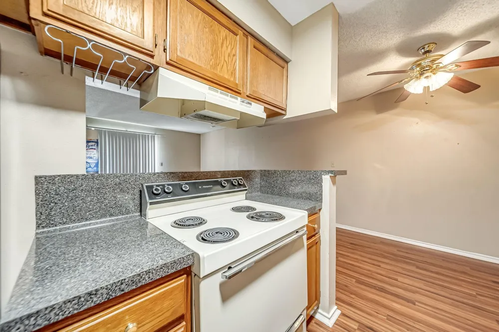 2501 Gulf Freeway #256D Dickinson, TX 77539