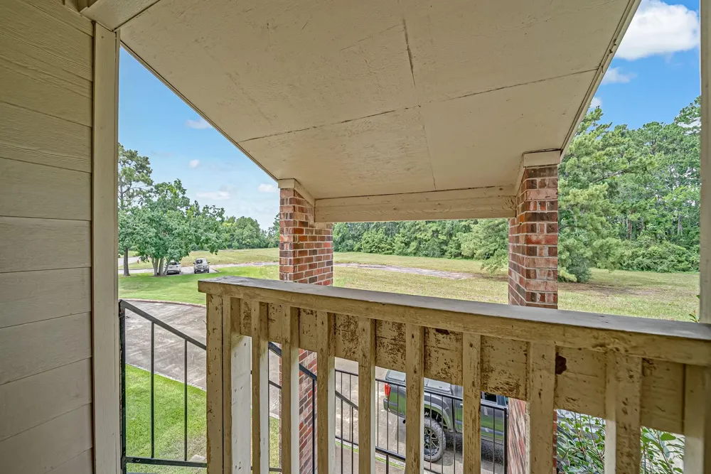 2501 Gulf Freeway #256D Dickinson, TX 77539
