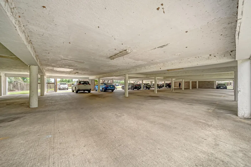 2501 Gulf Freeway #256D Dickinson, TX 77539