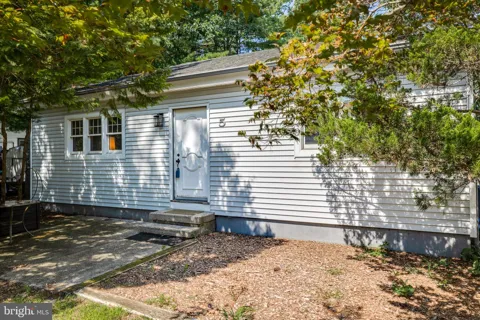 5 WOODLAND AVENUE