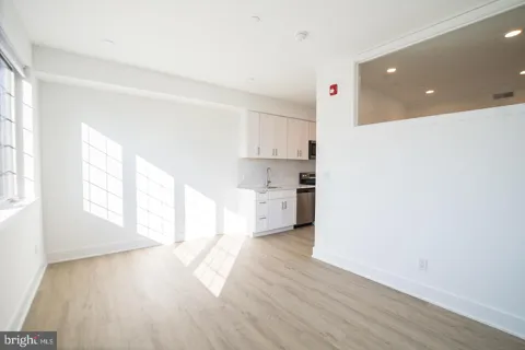 1324 FRANKFORD AVENUE #UNIT 412