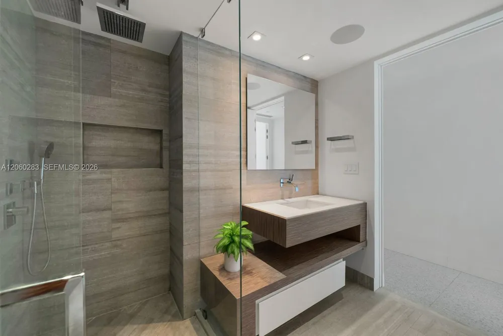 101 20th St #3208 Miami Beach, FL 33139