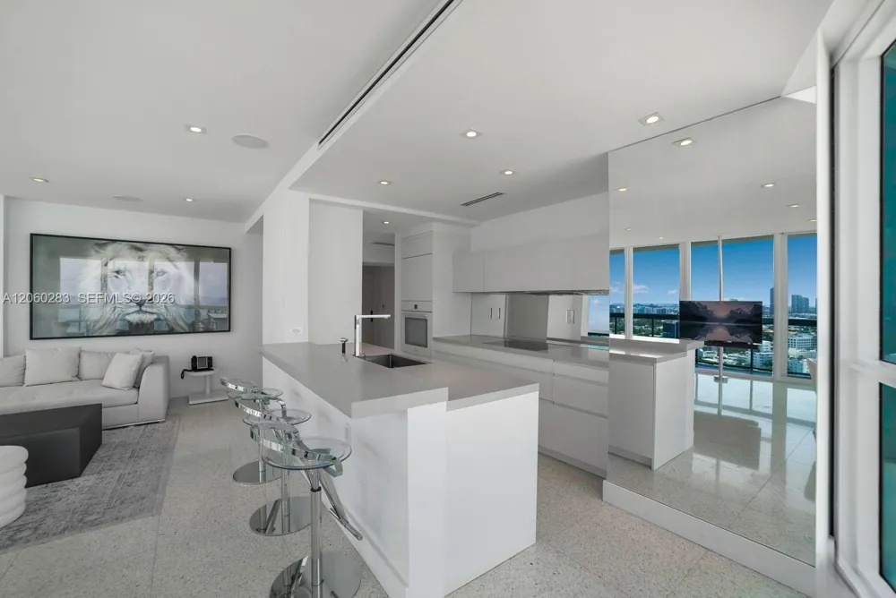 101 20th St #3208 Miami Beach, FL 33139