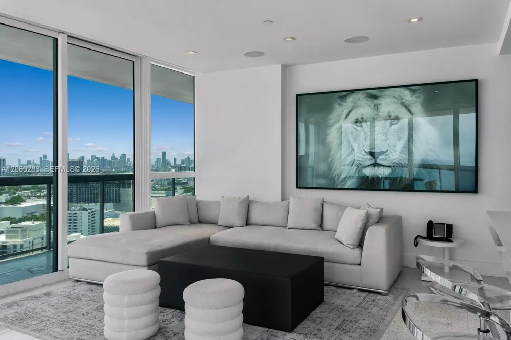 101 20th St #3208 Miami Beach, FL 33139
