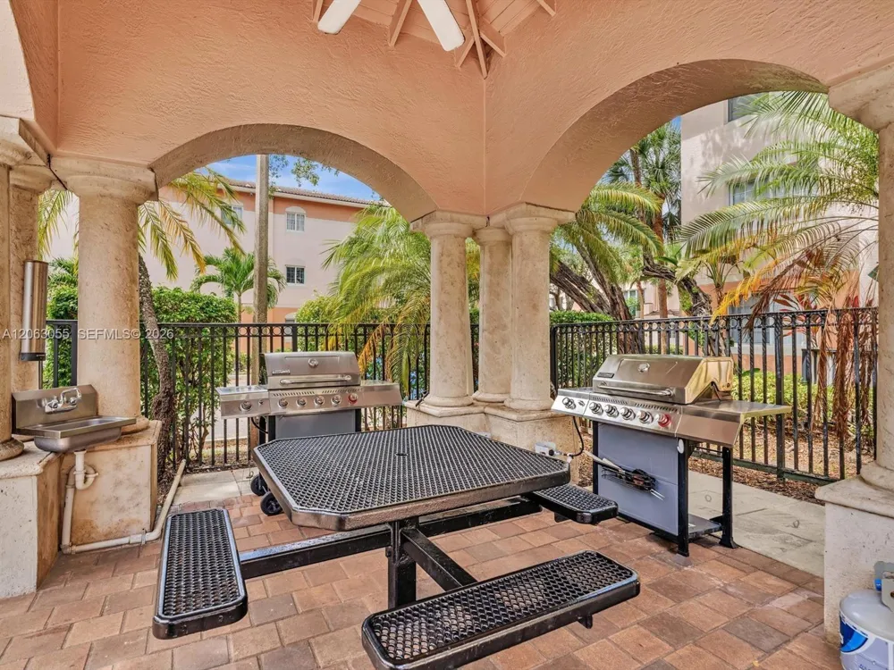 2009 SE 10th Ave #302 Fort Lauderdale, FL 33316