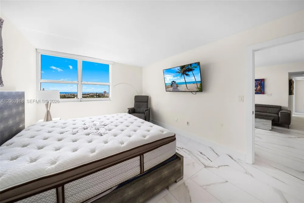 650 West Ave #1408 Miami Beach, FL 33139