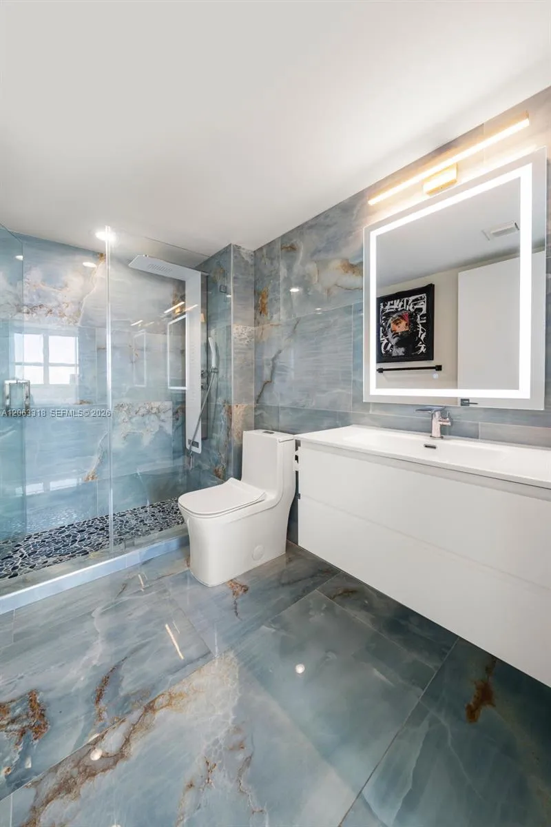 650 West Ave #1408 Miami Beach, FL 33139