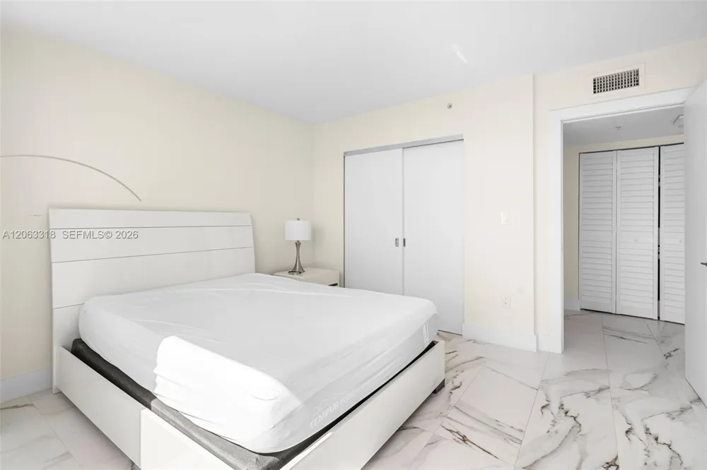 650 West Ave #1408 Miami Beach, FL 33139