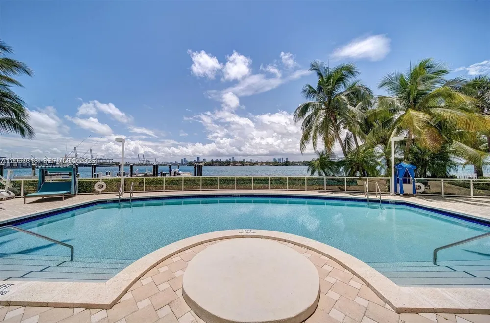 650 West Ave #1408 Miami Beach, FL 33139