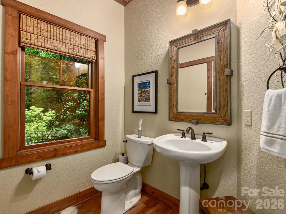352 Celo Cove Drive #18 Burnsville, NC 28714