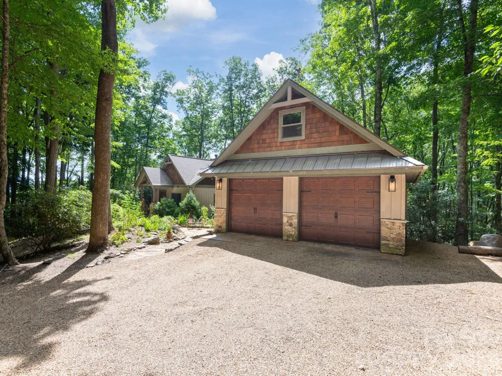 352 Celo Cove Drive #18 Burnsville, NC 28714