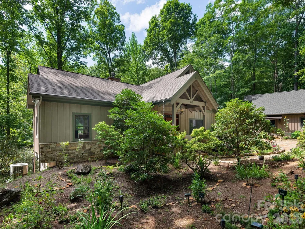 352 Celo Cove Drive #18 Burnsville, NC 28714