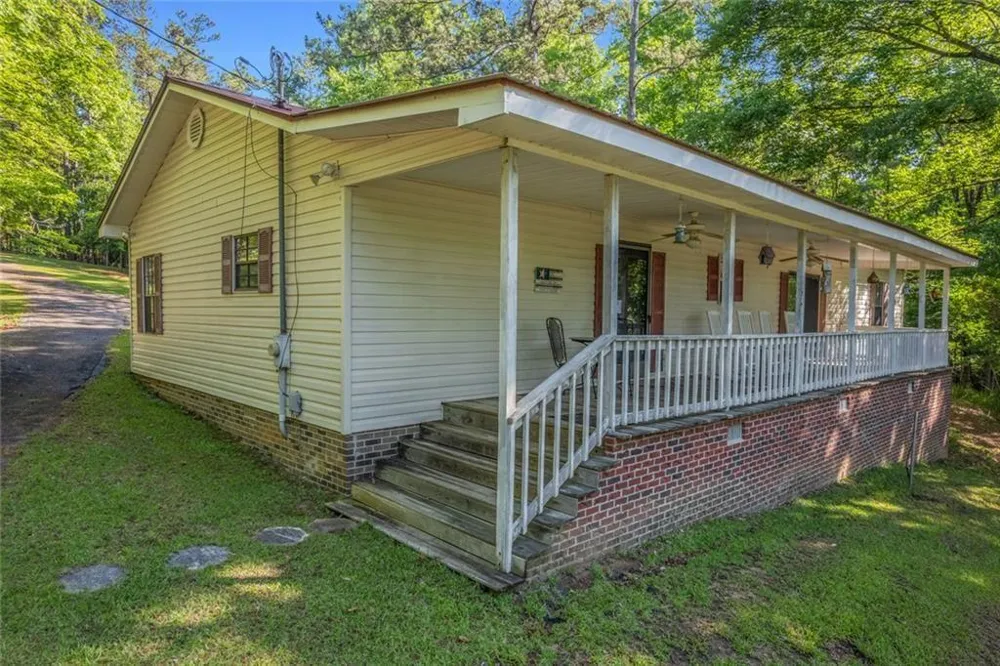 1038 Carrs Station Road NE Milledgeville, GA 31061