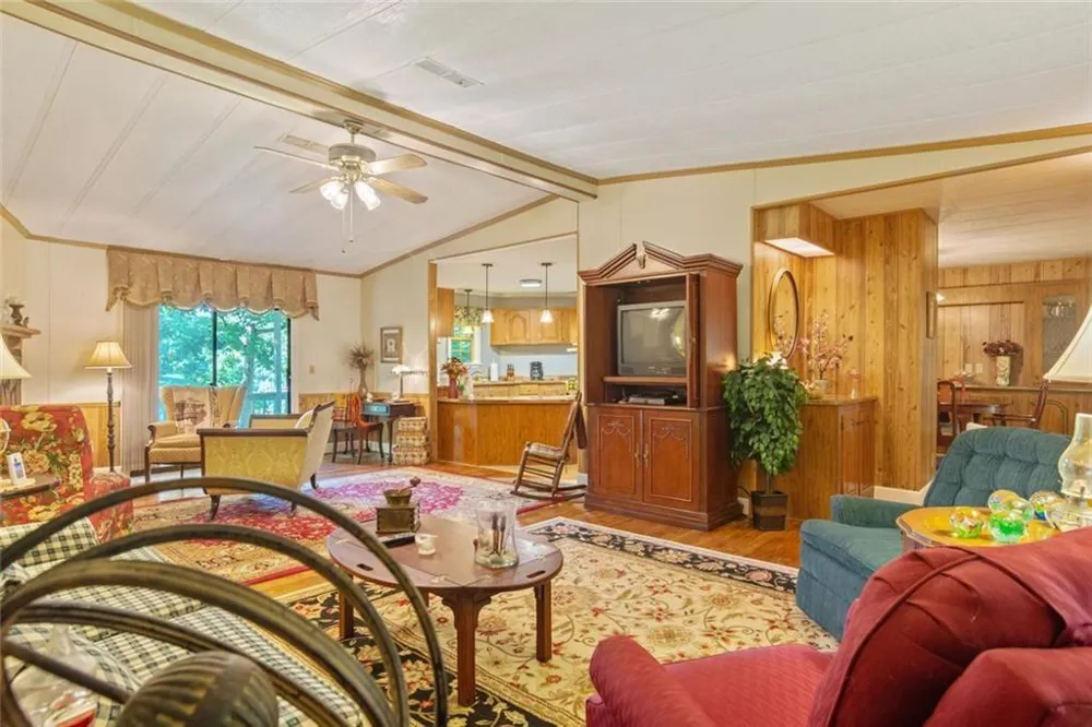 1038 Carrs Station Road NE Milledgeville, GA 31061
