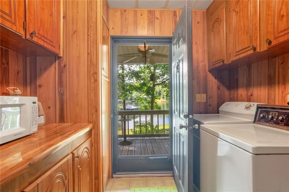 1038 Carrs Station Road NE Milledgeville, GA 31061